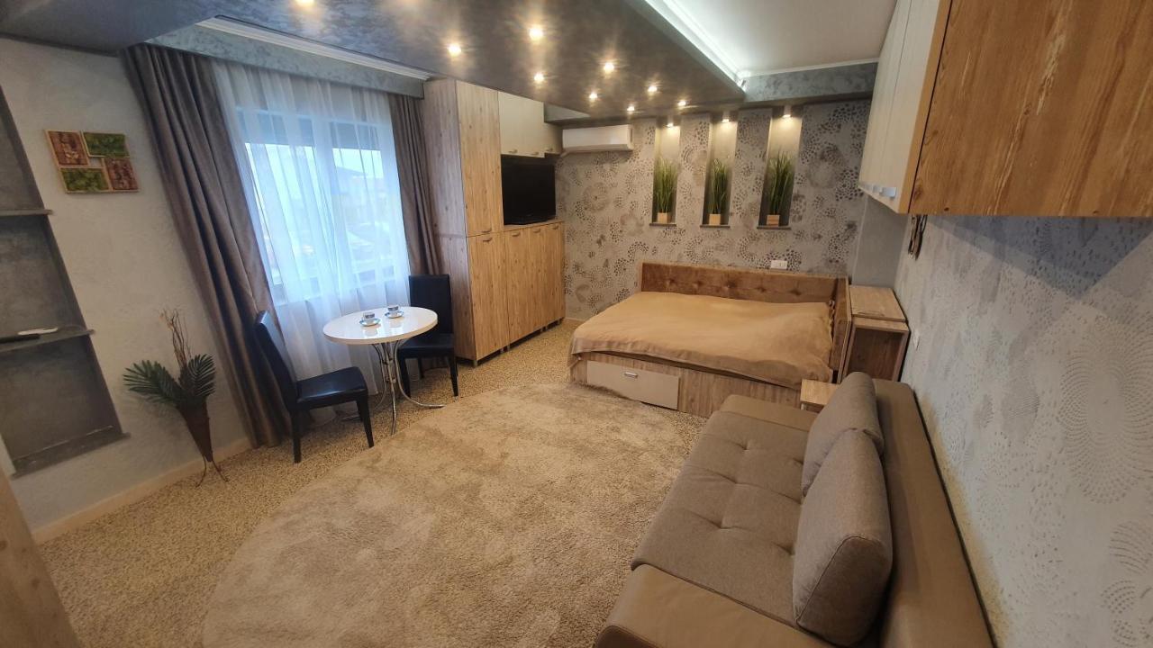 Tomis 4b Apartment *